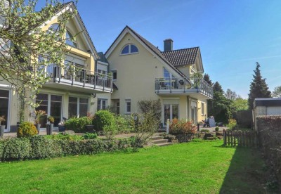 Wohntraum: Exklusives Niedrigenergie-Mehrfamilienhaus der Effizienzklasse A+ mit vier Wohneinheiten