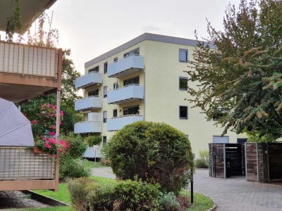 Moderne helle Wohnung im Grünen nähe Schlosspark