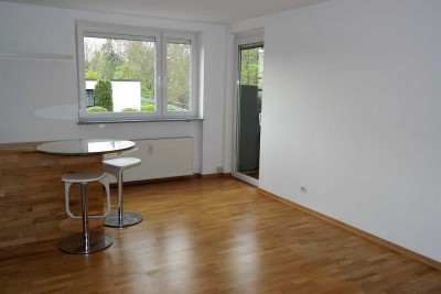 Helle 2-Zimmer Wohnung mit Südbalkon in der Nähe zur Universität Hohenheim