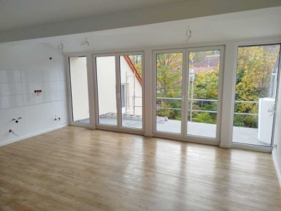 Attraktive 4 Zimmer Dachgeschoßwohnung mit Terrasse und Weitblick, Erstbezug