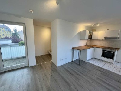 Ruhige 1-Zi.-Whg. mit Balkon*neuer Küche*TG-Stellplatz*Bestlage*frisch modernisiert