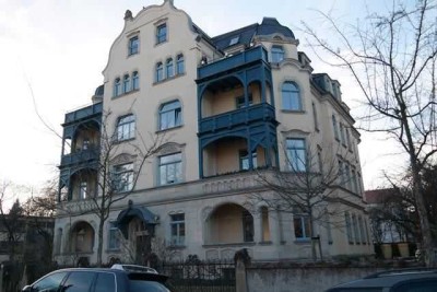 Gemütliche 2-Zimmer mit Balkon,
Parkett, SP und Wanne in beliebter Lage!* EBK mgl.