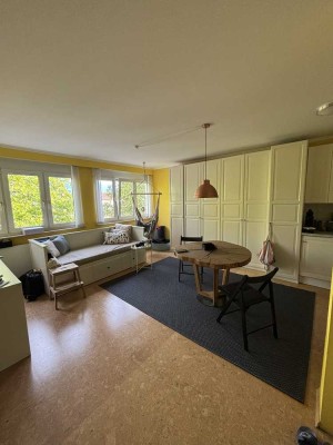Voll Möblierte Wohnung in zentraler Lage inkl. Stellplatz