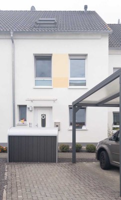 Reihenmittelhaus mit 2 Stellplätzen vor dem Eingang
