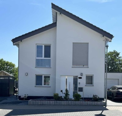wohnen auf 187 m² Wohn-/Nutzfläche mit Erweiterungsmöglichkeit und unverbaubarem Gartenblick