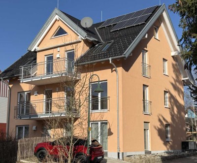 Helle, ruhige Wohnung mit Balkon in Plusenergiehaus