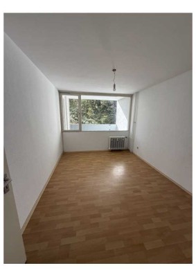 2-Zimmer Wohnung zur WG-Nutzung optimal geeignet