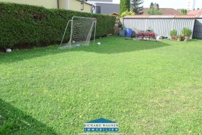 Eigentumswohnung mit 246 m² Eigengarten