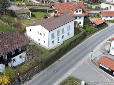 Perfekt für Handwerker!!!!!
Bezugsfrei - Einfamilienhaus mit separater Einliegerwohnung in Konzell