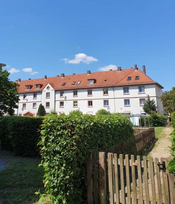 Lassen Sie sich vormerken: renovierte 2-Zimmer Wohnung mit Gartenanteil erwartet Sie als neue Mieter