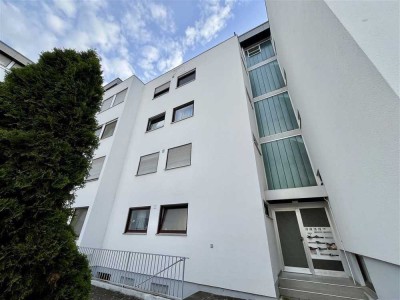 Design trifft Substanz – Stilvoll sanierte 3,5-Zimmer-Wohnung in Erbach-Dellmensingen