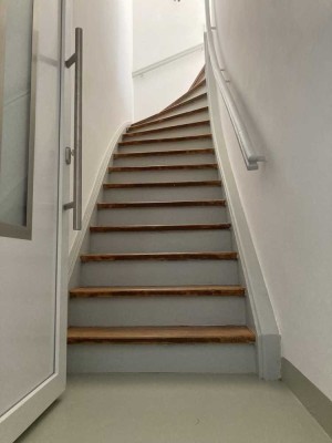 Neubezug! Renovierte & freundliche 4-Zimmer-Wohnung mit Balkon