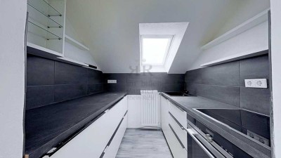 Gemütliche 2,5 Zimmer-Dachgeschosswohnung ohne Balkon, Nahe der Dinslakener Innenstadt!
