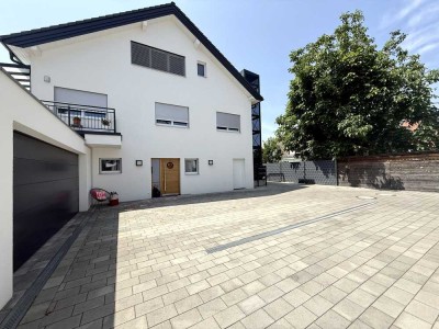Exklusive 5-Zimmer-Erdgeschosswohnung mit geh. Innenausstattung großer Terrasse und EBK