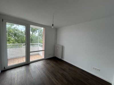 +++ Renovierte Unmöblierte Wohnung in Offenbach am Main +++