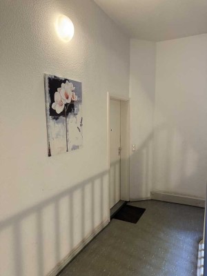 Altbauwohnung 2-Raum-Wohnung mit Balkon in Duisburg