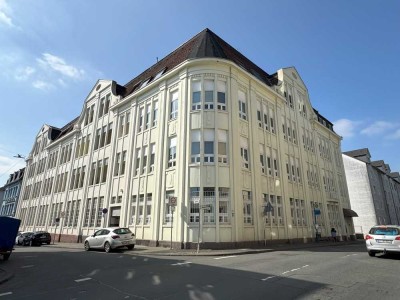 Repräsentative 3-Zimmerwohnung in Wuppertal-Langerfeld! Mit Fahrstuhl, Einbauküche und Balkon!