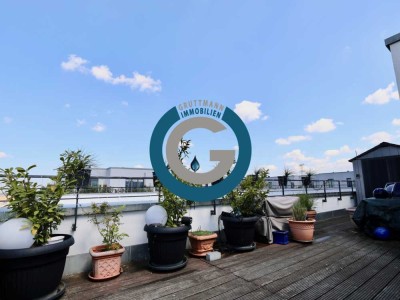 PENTHOUSE MIT GROSSER TERRASSE & PANORAMABLICK - HELL &  MODERN - MIT PKW -STELLPLATZ