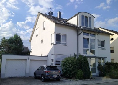 4 Zimmer EG-Wohnung mit Garten in Rheinstetten-Fo. im 3 FH