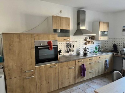 Stilvolle, modernisierte 2-Raum-Wohnung mit Einbauküche in Titisee-Neustadt