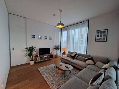 2,5-Zimmer Wohnung mit Balkon in München-Schwabing