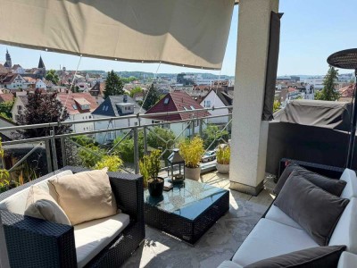 Schöne 4,5-Raum-Maisonette-Wohnung mit Balkon und EBK in Böblingen