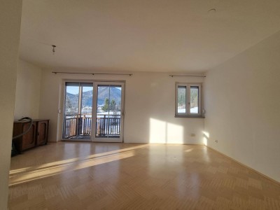 Fünf-Zimmer Wohnung ab sofort in Ebenau zu vermieten