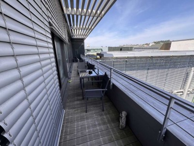 Lichtdurchflutetes 2-Zimmer Penthouse im Zentrum