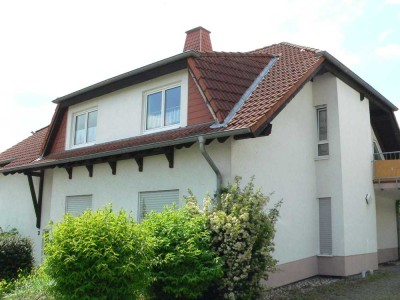 3,5 Zimmer Dachgeschosswohnung mit Balkon in Partenheim