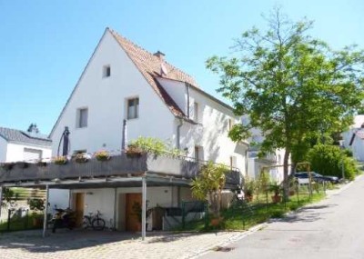 Einfamilienhaus mit Garten, Carport & Ausbaupotential