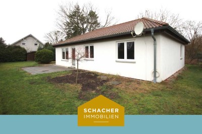 Einfamilienhaus im Bungalowstil mit Doppelgarage auf sonnigem Südwestgarten