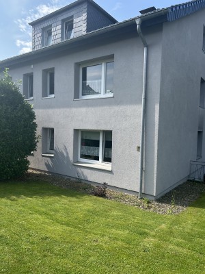 2 Zimmer Wohnung mit Balkon , gedämmtes Haus