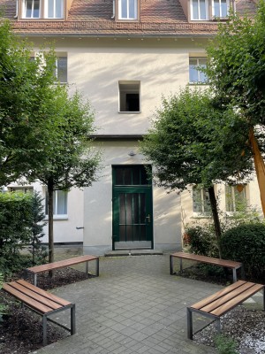 Altstadt Leben mit Blick auf die Lorenzkriche