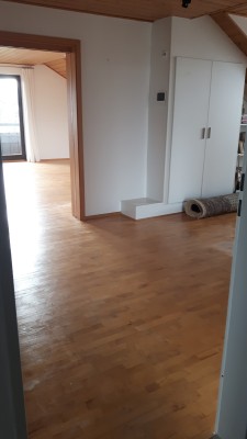 Geräumige Dachgeschoßwohnung