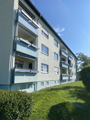 Helle 4-Zimmer Wohnung zu vermieten