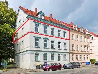 Großzügige Wohnung für die ganze Familie - Erstbezug nach Sanierung - 4 Zimmer 2. OG