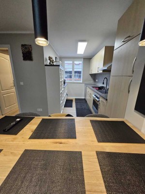 Erstbezug nach Sanierung: Luxuriöse 3-Zimmer-Wohnung und Grundstuck in Berlin-Lübars