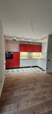 Moderne 4-Zimmer-Wohnung mit Balkon und eigenem Garten in Metzingen