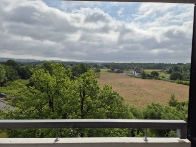 Senne: Gut geschnittene, helle 3-Zimmer-Wohnung m. Balkon, Keller & Stellplatz und Weitblick