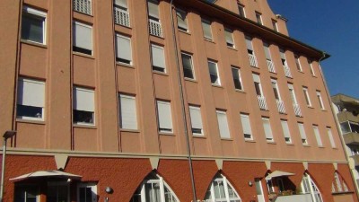 Lichtdurchflutete und ruhige Etagenwohnung in