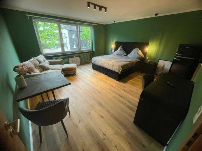 Top saniertes und möbliertes 1-Zimmer-Apartment in Wersten
