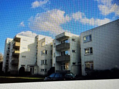 Gepflegte 1- Zimmer-Wohnung mit Balkon und Einbauküche in Berlin