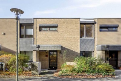 Sofort bezugsfrei: Reihenmittelhaus mit Garage in Erkrath