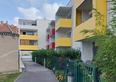 Schöne, hofseitig gelegene Balkonwohnung