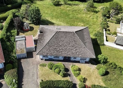 Viel Platz und Weitsicht: Einfamilienhaus mit großen Garten
