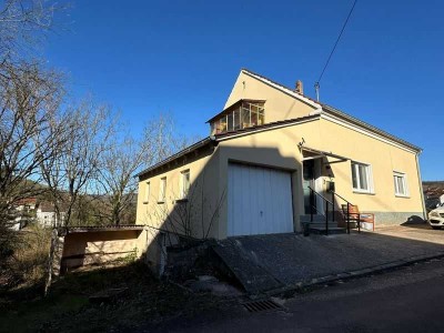 Wohnhaus - Alleinlage - mit Weitblick - zu verkaufen