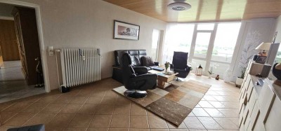Großzügige Wohnung mit Weitblick