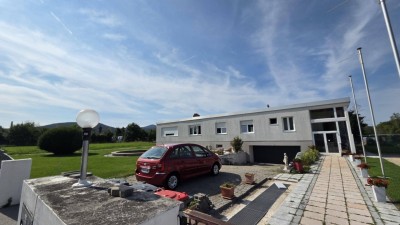 Traumhaftes Mehrfamilienhaus in Bad Vöslau – Pflegeleichtes Wohnen mit viel Platz!