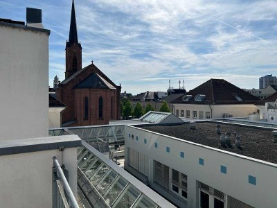 ***RESERVIERT*** 2,5 Zimmer-Wohnung mit grosser Terrasse und neuer EBK zentral in Kehl