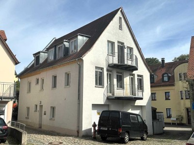 Stilvolle 4-Zimmer-Wohnung mit Einbauküche und Logia in Wendelstein